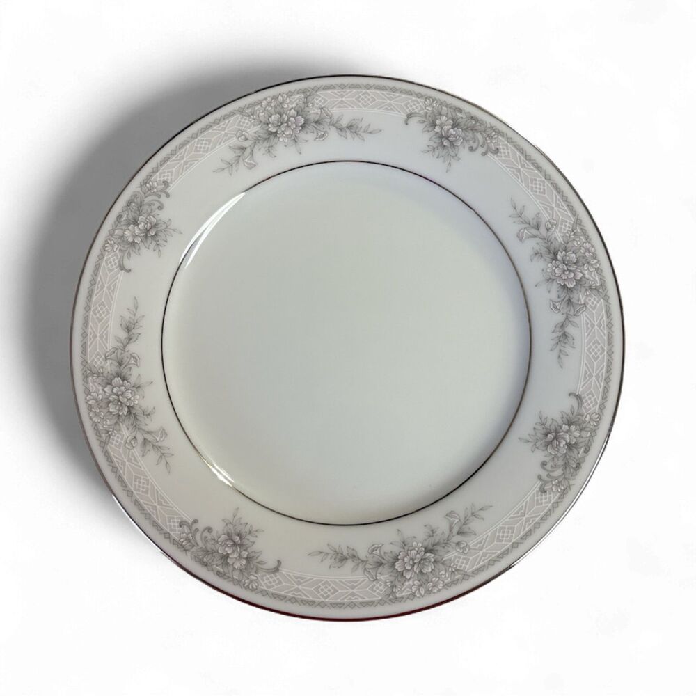 Noritake Legendary Sweet Leilani Salad Plates 4 pc Set 8 inch